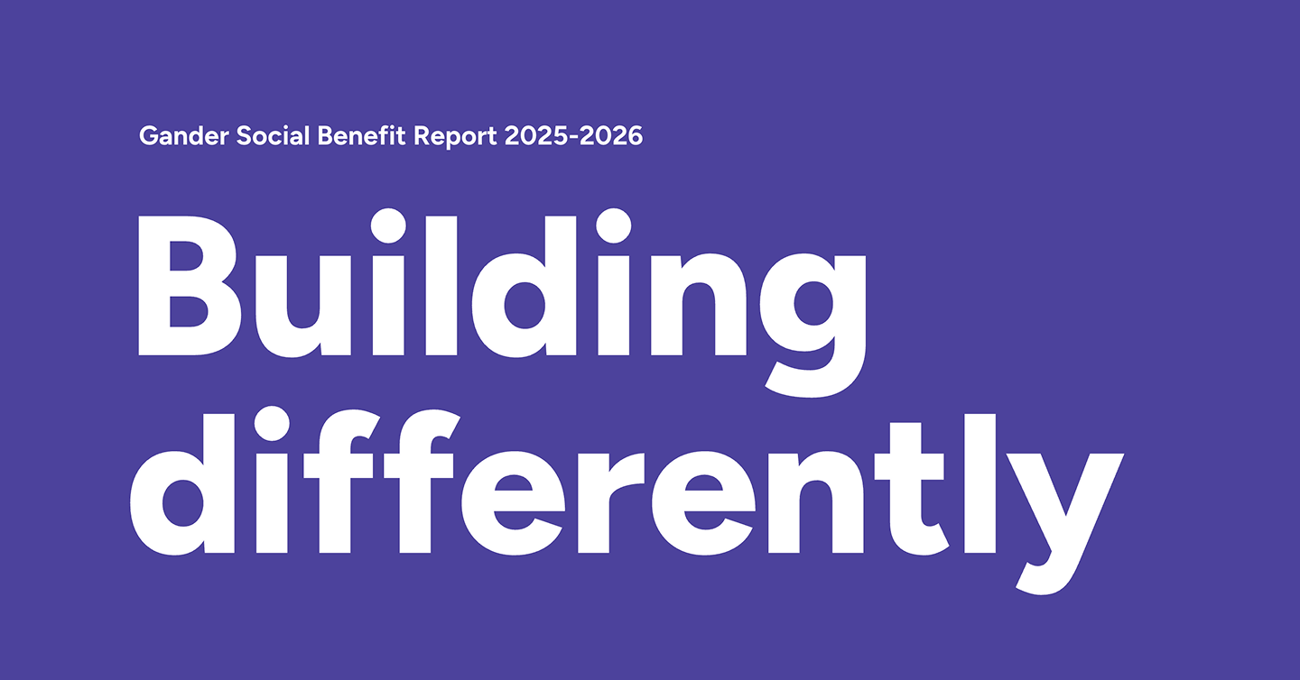 Graphic featuring the covers of Gander Social’s 2025–2026 Benefit Report in English and French, with the phrases “Building differently” and “Bâtir autrement” in large white type on a purple background.